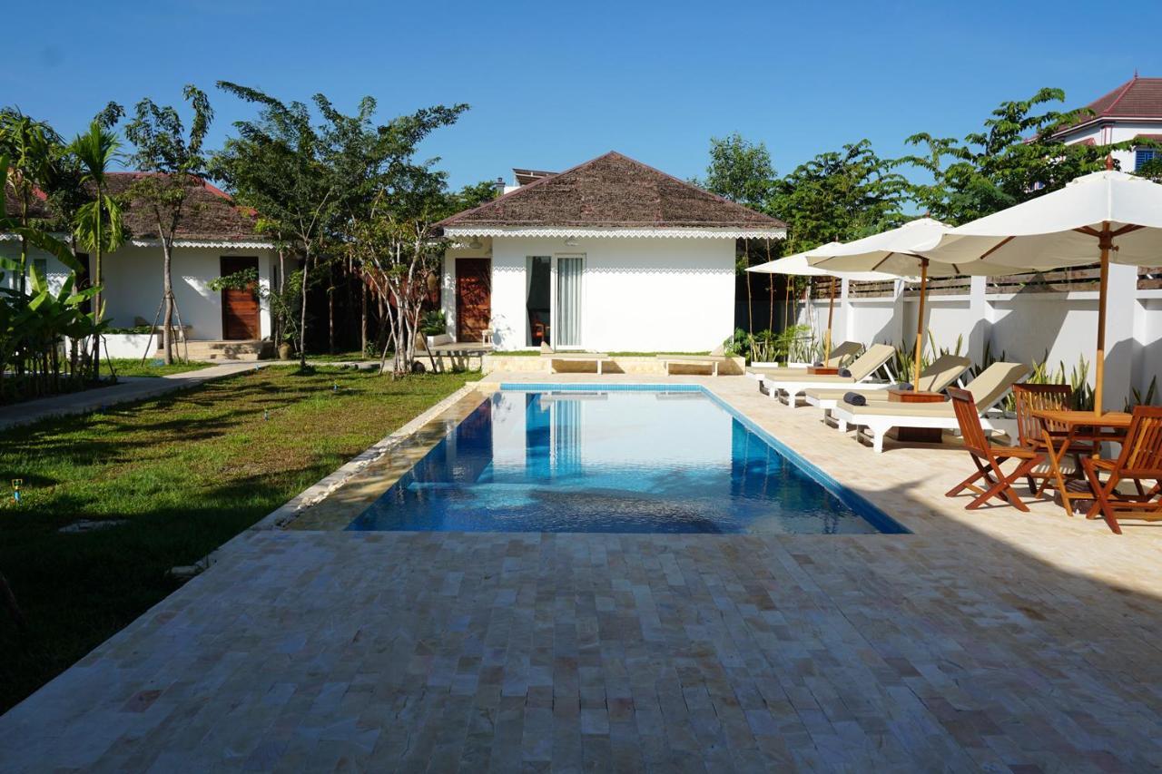 Unique Private Villas Сіємреап Екстер'єр фото
